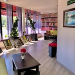 Отель Ostrova
