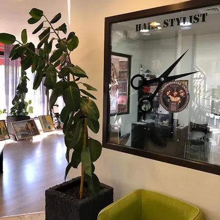 Ostrova Hotel 3*