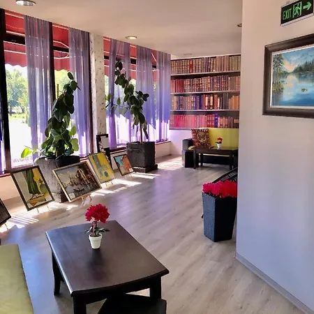 Hotel Ostrova
