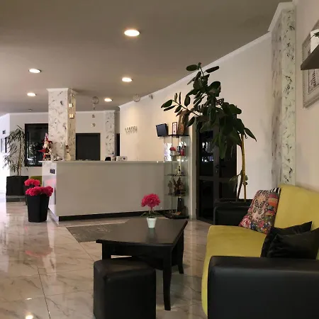 Hotel Ostrova