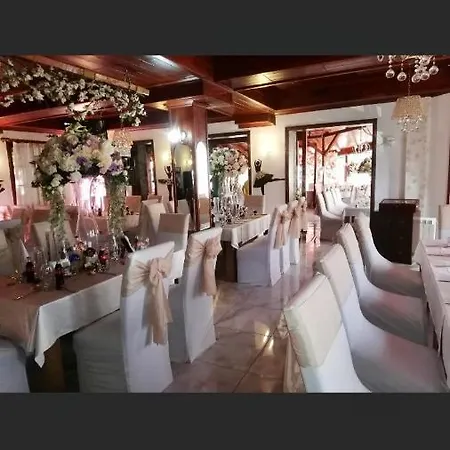 Hotel Ostrova