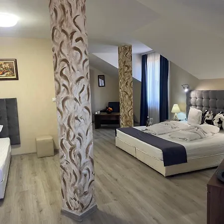 Ostrova 3*