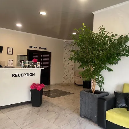 Ostrova Hotel